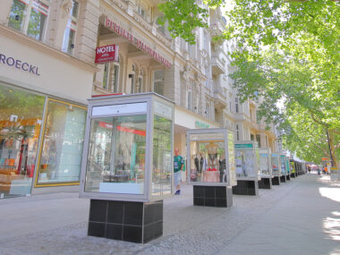 Kurfurstendamm handlegate shopping shoppinggate Berlin